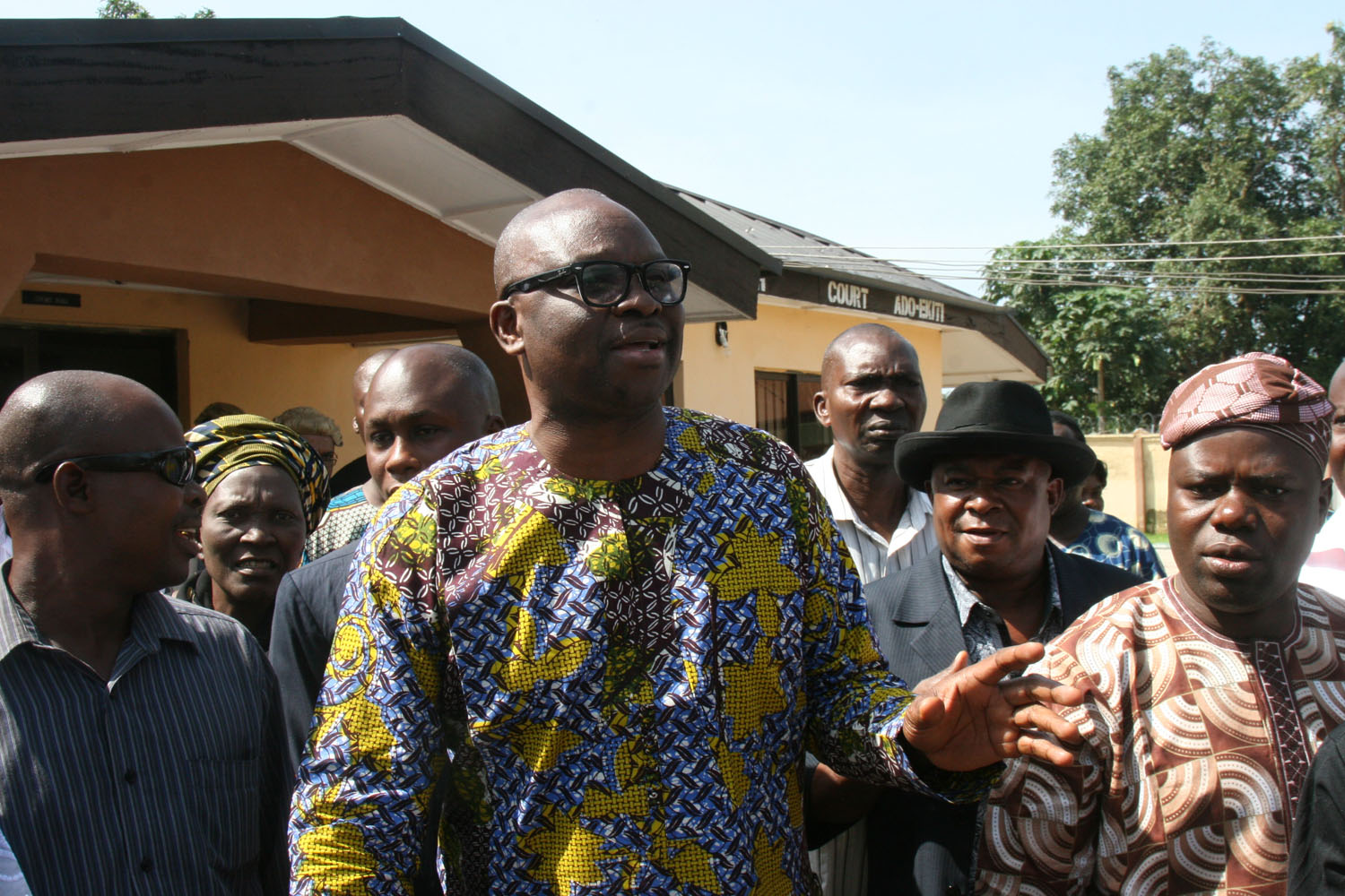 FAYOSE IN COURT.FEDERAL HIGH COURT ADO EKITI 032