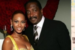 Beyonce-Tina-Matthew-Knowles-BN-Music-July-2014-BellaNaija.com_-600x453