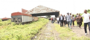 Babatunde_Fashola_Railway_Inspection