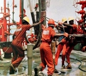 Oil_workers