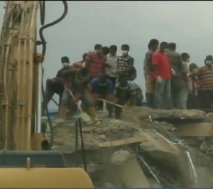 Synagogue building debris.