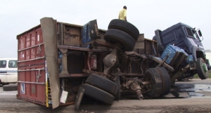 Truck Crushes Street Hawker To Death In Owerri