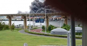 japan fire near haneda airport