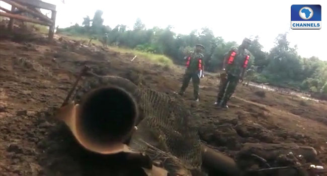 Military, Niger delta, pipeline