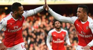 Sanchez Treble Helps Arsenal Sink West Ham 5-1