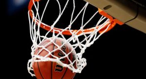 Basketball: Hoopers Fans Get Parting Gift With Customs Victory