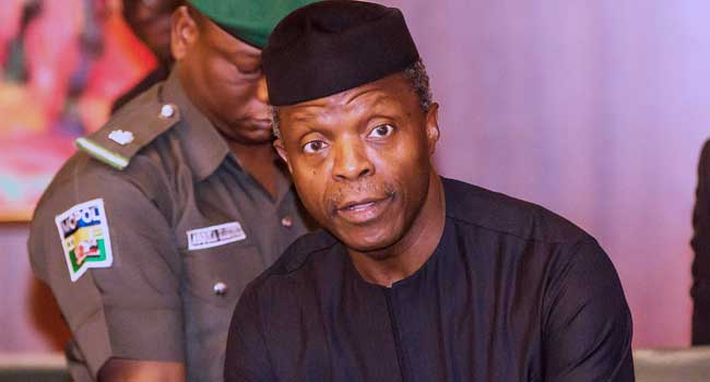 Osinbajo Meets With Defence Minister, Service Chiefs