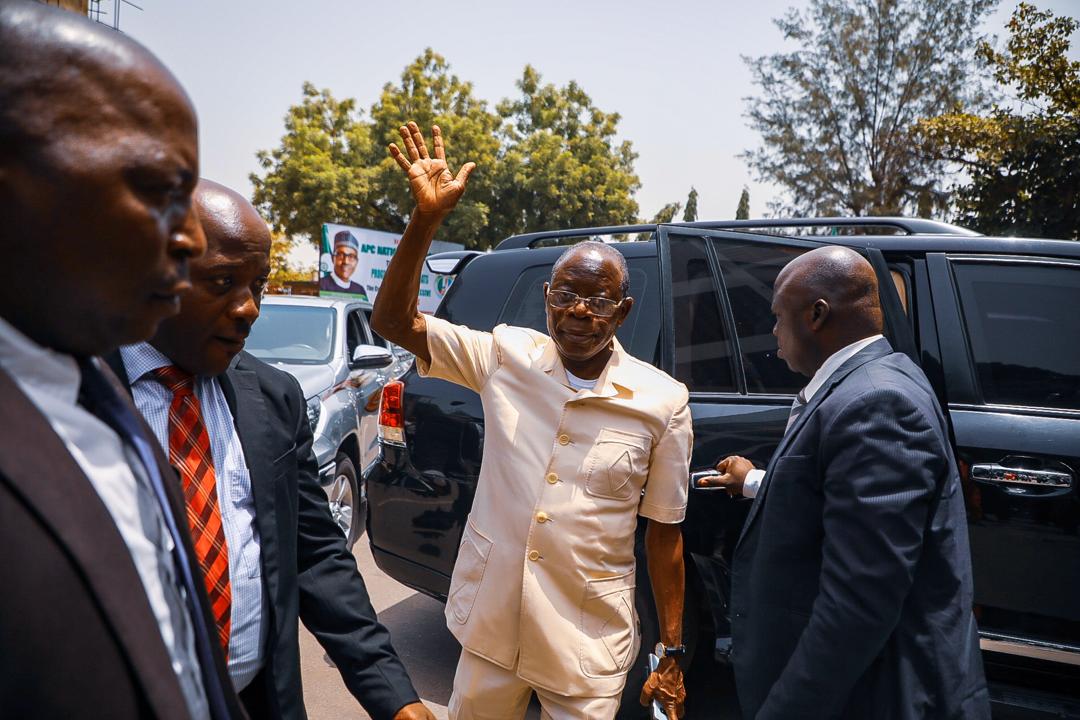 The moment APC Chairman, Adams Oshiomhole arrived the APC headquarters for the first time since his suspension on Tuesday, March 17, 2020. Photo: Sodiq Adelakun / Channels TV