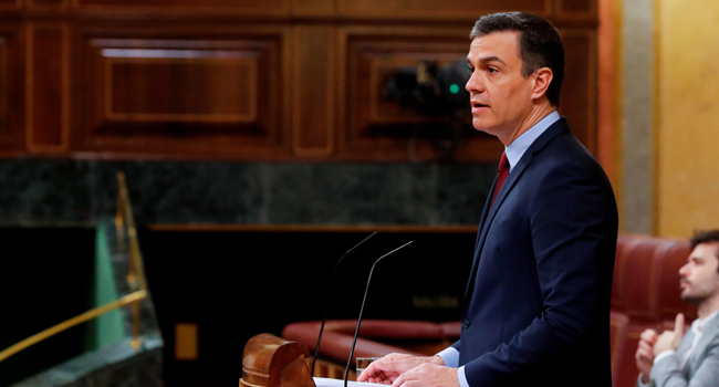 Spanish Prime Minister, Pedro Sanchez gives a speech during a parliamentary plenary session at the Lower Chamber of Spanish Parliament, in Madrid, on May 20, 2020. Andres BALLESTEROS / POOL / AFP