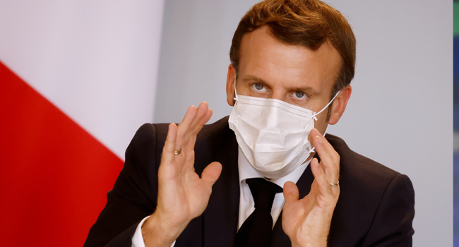 French President Emmanuel Macron chairs a video conference with foreign compagnies executives on November 6, 2020 at the Elysee presidential Palace in Paris, as part of a "mini choose France" forum, designed to attract more foreign businesses. Ludovic MARIN / POOL / AFP