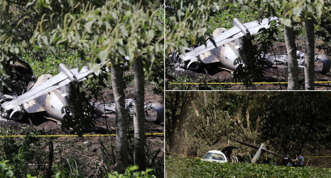 View of a Mexican Air Force plane after it crashed near the airport of Xalapa, Veracruz state, Mexico, on February 21, 2021. EDUARDO MURILLO / AFP