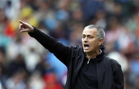 Mourinho extends contract with Real til 2016