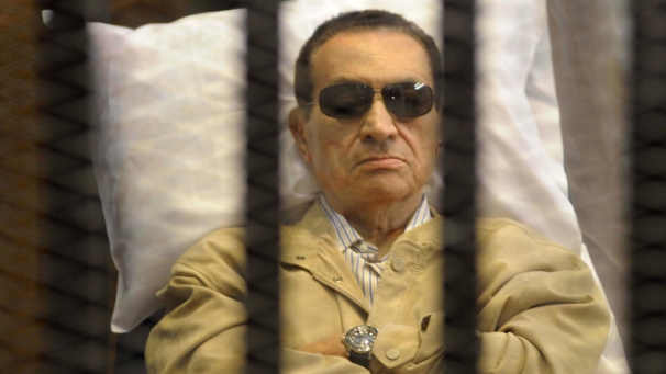 Egypt Court Slams Mubarak With Custody Decision