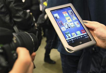 Barnes & Noble cuts price on Nook tablets