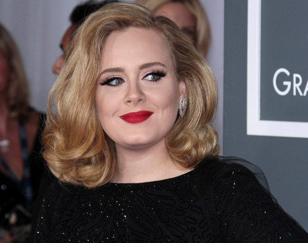 Adele becomes a mum