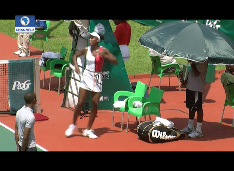 VIDEO: Venus Williams dances to D’banj’s Oliver Twist as she beat Serena in Lagos