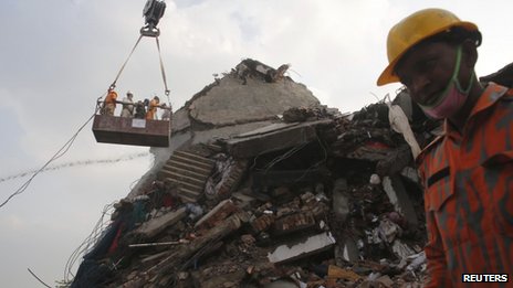 Bangladesh Building Collapse Death Toll Over 800