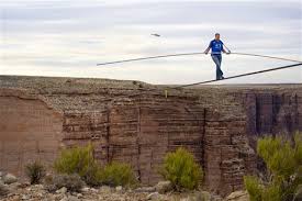 Daredevil Man Completes High-Wire Walk Across Grand Canyon