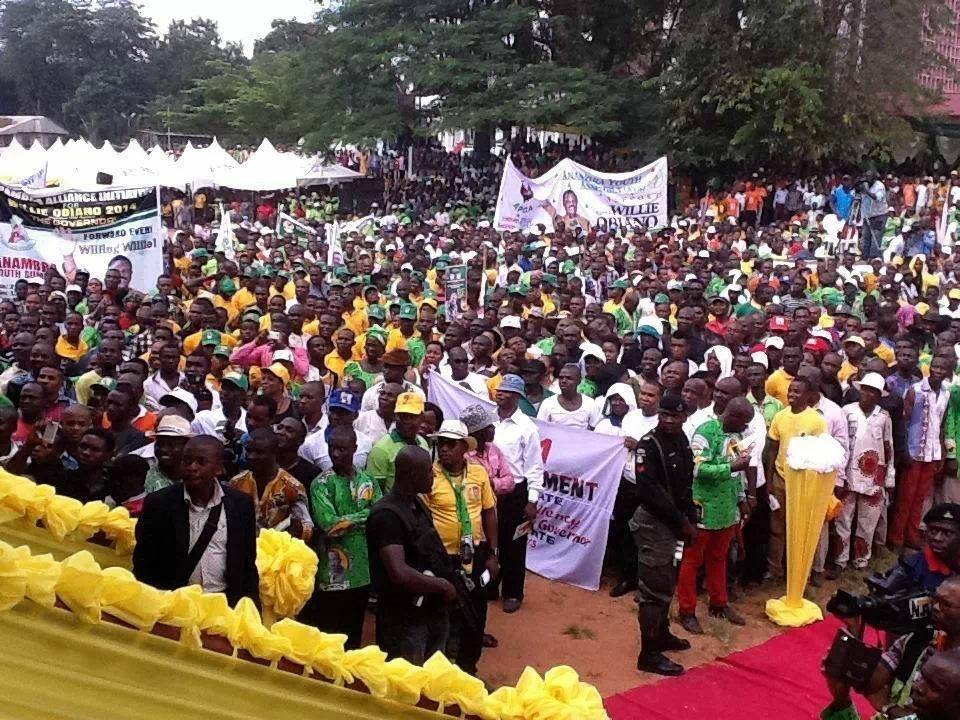 Obiano Takes Campaign To Onitsha Markets