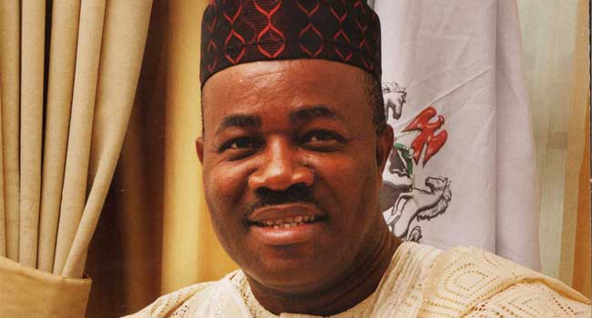 Senator Akpabio Officially Dumps PDP For APC