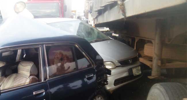 Truck Causes Multiple Accidents In Benin City - CHANNELS TELEVISION