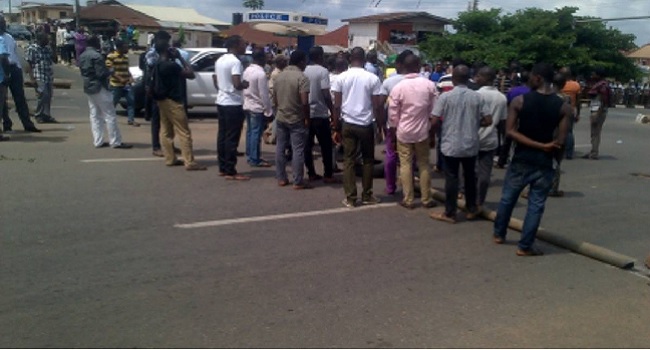 Ogun Students Protest Against ‘Outrageous Fees’