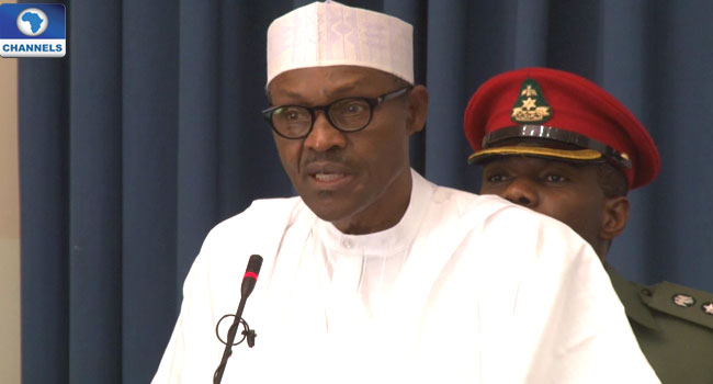 Buhari Holds Closed Door Security Meeting With Service Chiefs
