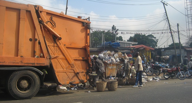 Uyo Residents Embrace State’s Environmental Sanitation Directive