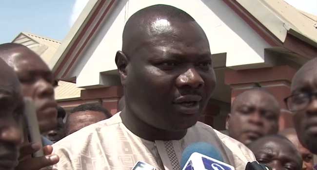 Edo Politics: Violence At Oredo Council As Obazee Resumes       