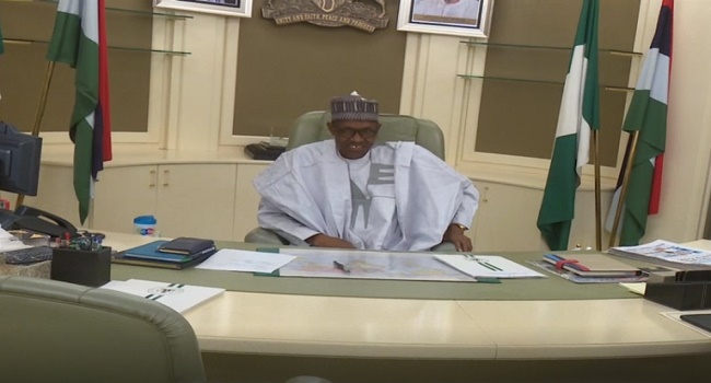 President Buhari Meets With Army, Air Force Chiefs