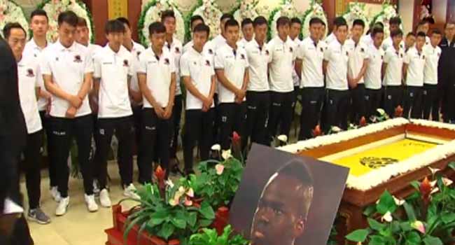 Chinese Teammates Mourn Cheick Tiote