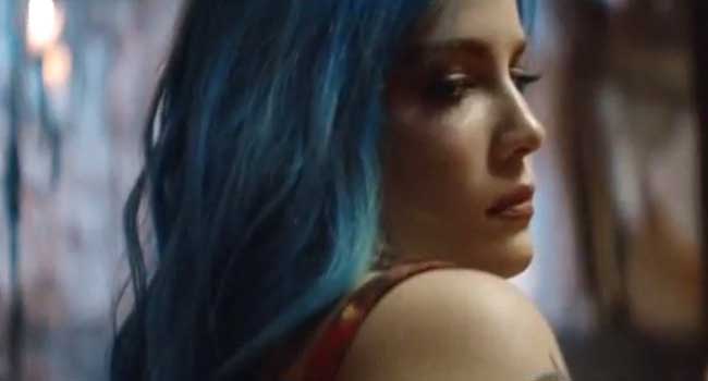 Halsey Tops Billboard 200 Chart With “Hopeless Fountain Kingdom”