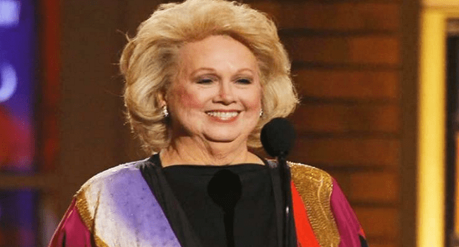 Veteran Broadway Star Barbara Cook Dies At  89