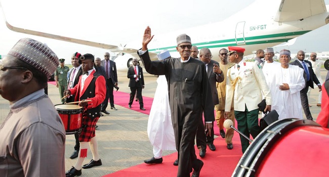 Dogara Joins Nigerians To Welcome President Buhari