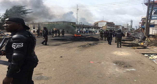 PHOTOS /VIDEO: Three killed as youths, police clash in Owerri market protest