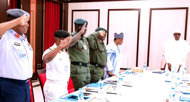 President Buhari Meets With Service Chiefs