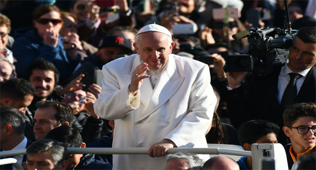 Pope Francis Wraps Up Asia Tour After Meeting Rohingy