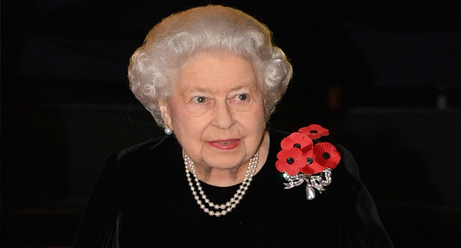 Queen Praises Terror-Hit London, Manchester In Christmas Message