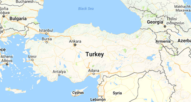 Bus Smuggling People Into Turkey Crashes, Killing 10