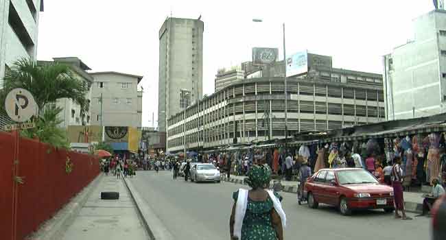 Lagos Govt Bans Wheel Barrow And Cart Pushers