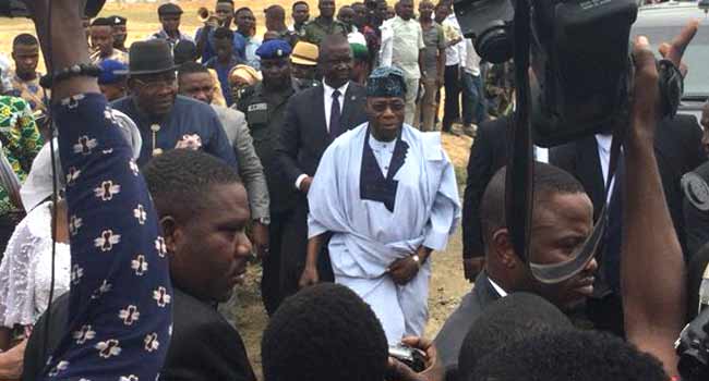 Obasanjo Continues Bayelsa Tour, Lays Foundation For Refinery