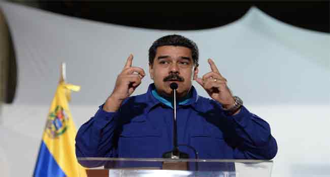 Maduro Expels U.S. Diplomats, Rejects Sanctions