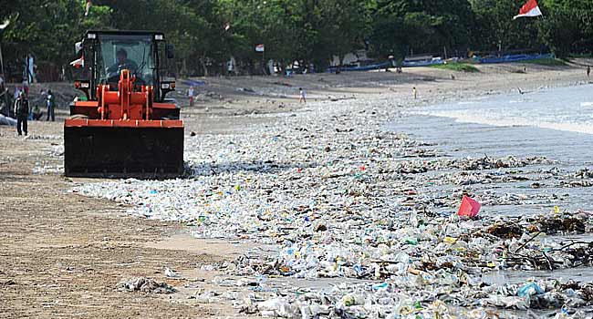 Waste Waters: Plastic Rubbish Chokes Bali’s Sea