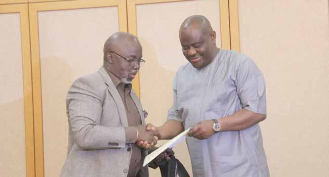 Nigerians Will Not Accept Defeat In 2018 World Cup, Wike Tells Pinnick