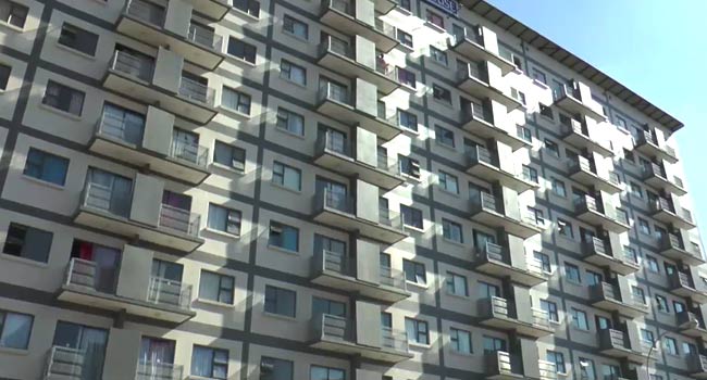 nigerian dies in johannesburg after jumping off building