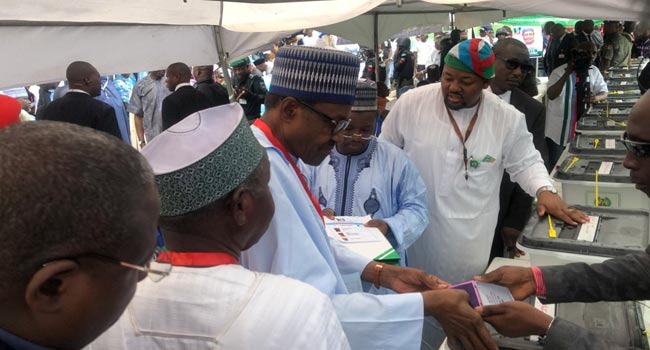 PHOTOS: Buhari Votes As APC Changes National Leadership
