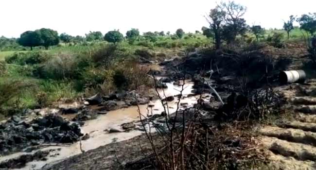 Fire Injures Several Persons Scooping Fuel In Niger State