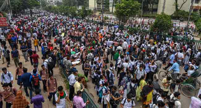 115 Students Injured As Bangladesh Teen Protests Turn Violent