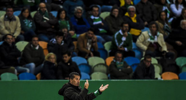 Sporting Lisbon Sack Coach Peseiro