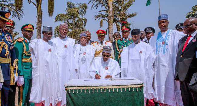 PHOTOS: Buhari, Others Pay Tributes To Fallen Heroes On Armed Forces Remembrance Day